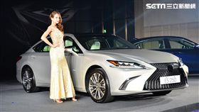 全新LEXUS ES250。（圖／鍾釗榛攝影）