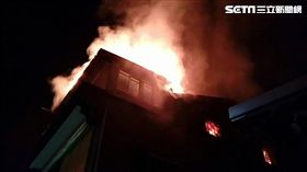 基隆,西定路,火警,火舌,受困,插管（圖／翻攝畫面）