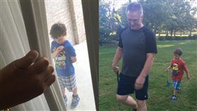 美國,伊利諾州,門鈴,鄰居,除草(圖/翻攝自推特)