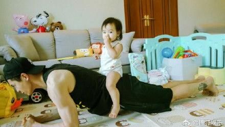 高雲翔出獄！妻兒澳洲日常萌照曝光