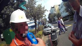 高雄,莊姓工人,酒駕,腿軟,啜泣（圖／翻攝畫面）