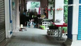 精神恍惚擾店家！男拒盤查將警過肩摔