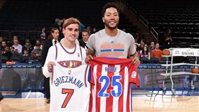 Derrick Rose與格里茲曼（Antoine Griezmann）（圖／取自Rose個人推特）