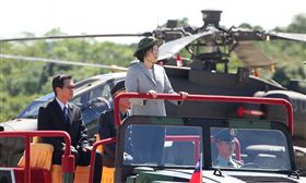 總統蔡英文親自主持「阿帕契全作戰能力」成軍典禮。（記者邱榮吉/龍潭拍攝）