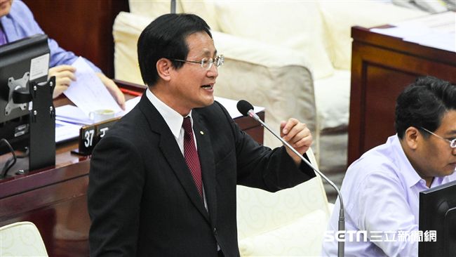 引用易經教真誠！議員點柯2大缺失