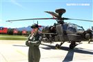 長相甜美陸軍少校楊韻璇是台灣首位、亞洲唯一的阿帕契女性飛行官。（記者邱榮吉/龍潭拍攝）