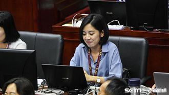 扯學姊挨轟！王世堅批柯「邪惡俗辣」