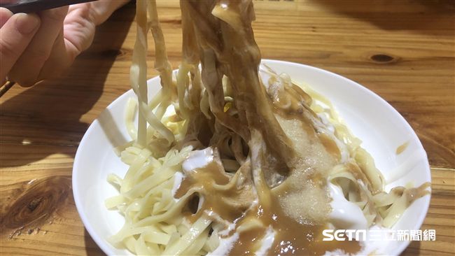 嘉義限定涼麵！靠「白醋」一醬打天下