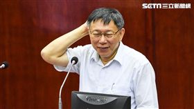 台北市長柯文哲赴市議會備詢。 （圖／記者林敬旻攝）