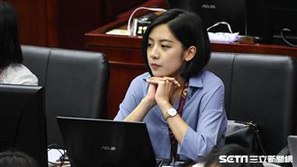 柯文哲設政治獻金專戶　網為學姐瘋狂