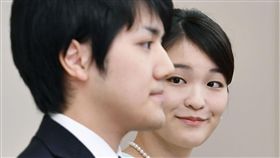 日本真子公主與平民訂婚　明年步紅毯25歲的日本真子公主3日與同齡的平民未婚夫小室圭宣布訂婚。根據日本法律，真子公主結婚後將失去皇室身分。（共同社提供）中央社　106年9月3日