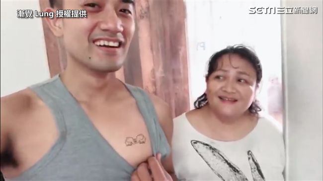 我去刺青了！　媽媽嚇歪：哪裡抽筋？