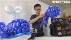 台中街頭藝人宋俊霖，以巧手做出造型氣球，更奪下今年國際大賽冠軍。