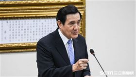 前總統馬英九說明三中案。 （圖／記者林敬旻攝）
