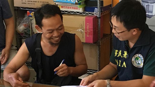 逃生證件燒光　印尼移工獲補發暫安置