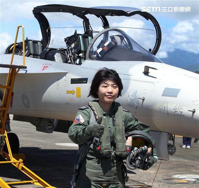 IDF戰機女飛官范宜鈴。（記者邱榮吉/台東拍攝）