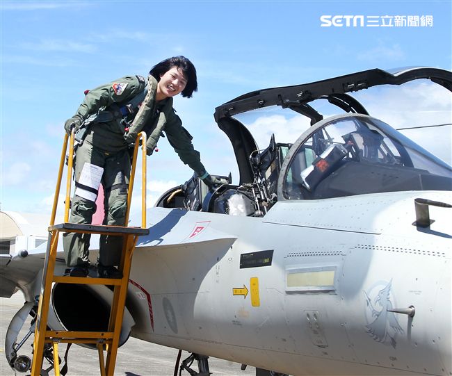 IDF戰機女飛官范宜鈴。（記者邱榮吉/台東拍攝）