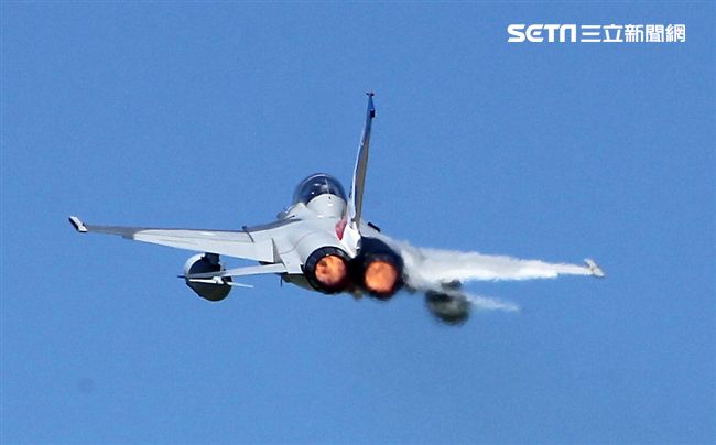 IDF戰機女飛官范宜鈴。（記者邱榮吉/台東拍攝）