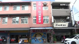 書店電腦中毒　老闆霸氣書錢一筆勾銷