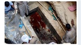 埃及,亞力山卓港,建築工地,石棺,遺骸,考古（圖／翻是自Twitter@ahencyclopedia）