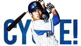 橫濱DeNA外野手桑原將志完全打擊。（圖／翻攝自巨人推特）