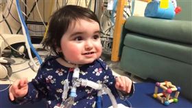 ▲梅在醫院慶祝生日（圖／翻攝自臉書）