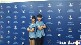 ▲李千娜與周定緯受邀到富邦悍將新莊球場開球。（圖／記者蕭保祥攝）