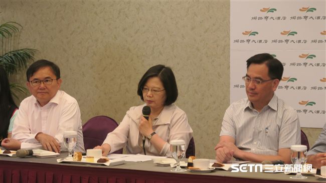 台大校長爭議　蔡英文盼教育部獲共識
