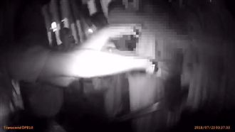 錢櫃KTV電梯亂鬥　男持彈簧刀猛刺