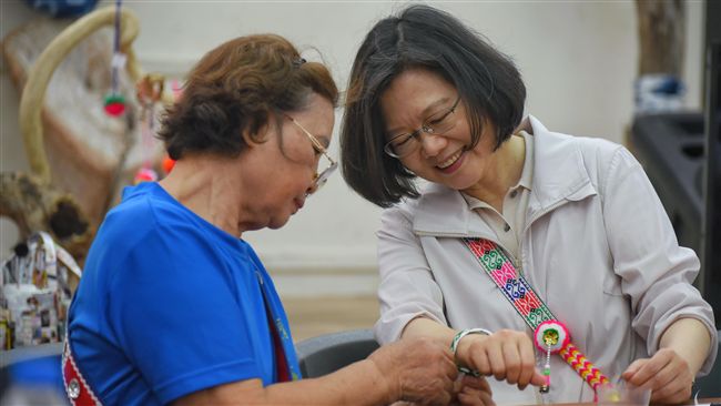 訪視部落長照　蔡英文允諾照顧好部落