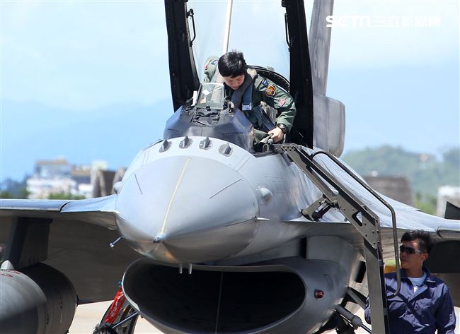 F16戰機女飛官蔣惠宇。（記者邱榮吉/台東拍攝）