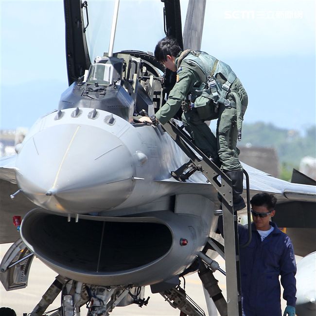 F16戰機女飛官蔣惠宇。（記者邱榮吉/台東拍攝）