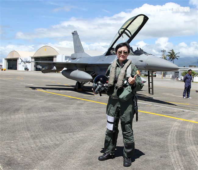 F16戰機女飛官蔣惠宇。（記者邱榮吉/台東拍攝）