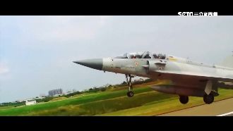 禮讓民航機害F16撞山？專家曝真相
