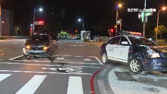 爛醉男酒駕撞警　警車失控衝上人行道