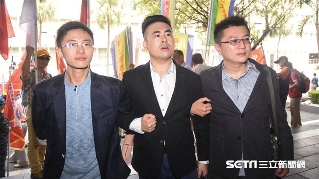 國安法案首開庭　王炳忠：公開審理