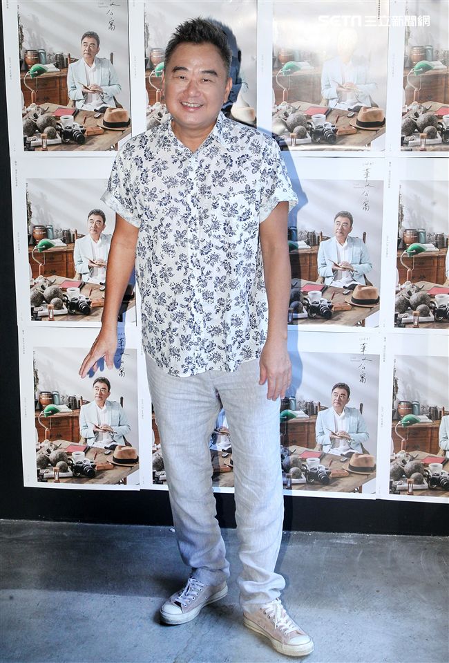 陳昇入行30週年最新專輯「華人公寓」發表。（記者邱榮吉/攝影）