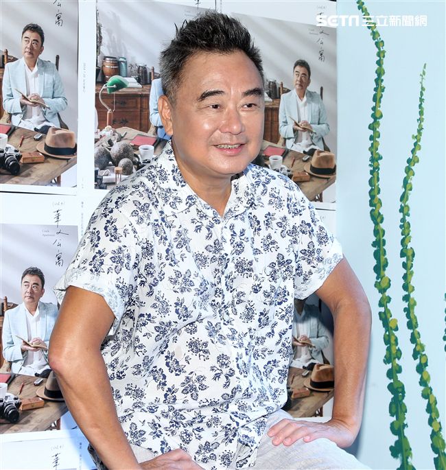 陳昇入行30週年最新專輯「華人公寓」發表。（記者邱榮吉/攝影）