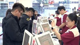 店員、服務業、超商、結帳，圖／新聞台資料照，打馬賽克