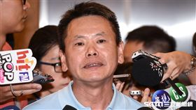 國民黨立委林為洲出面說明參選新竹縣長一事。 （圖／記者林敬旻攝）