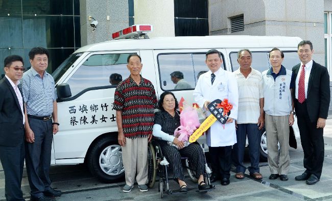 善心嬤經生死劫！湊百萬積蓄捐救護車