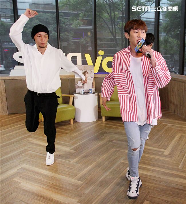 梅中原安安大明星。（記者邱榮吉/攝影）