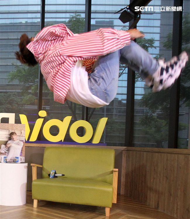 梅中原安安大明星。（記者邱榮吉/攝影）