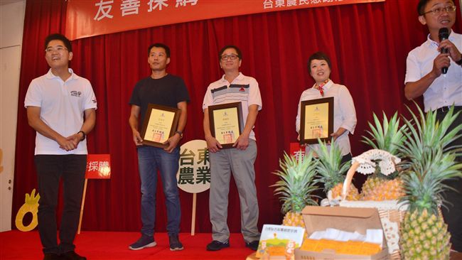 台水果運大陸就丟？黃健庭：已上架