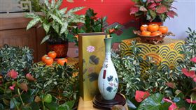 感念民眾823犧牲 金門縣贈紀念酒