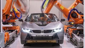 BMW研發世界第一座汽車斷層掃描儀。（圖／翻攝BMW網站）