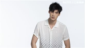 宏正年底前發新歌　為戲曬黑最擔心…