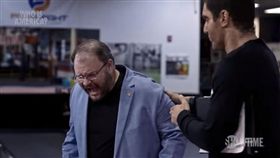 白人立委節目連飆尼哥惹議　瀟灑辭職
美國,喬治亞州,立委,歧視,尼哥,Jason Spencer,Who Is America?
https://youtu.be/4k4pMTsa1Kw