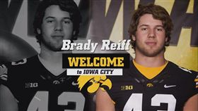 把警車當Uber　酒醉足球員遭上銬
美國,愛荷華州,愛荷華大學,美式足球,防守截鋒,Brady Reiff,禁賽
https://youtu.be/VWO2DWyvJyA