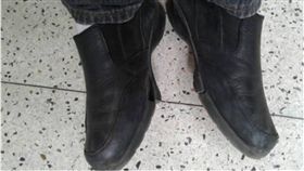 委內瑞拉通膨有多嚴重？大學教授月薪竟不夠修皮鞋　圖／翻攝自推特